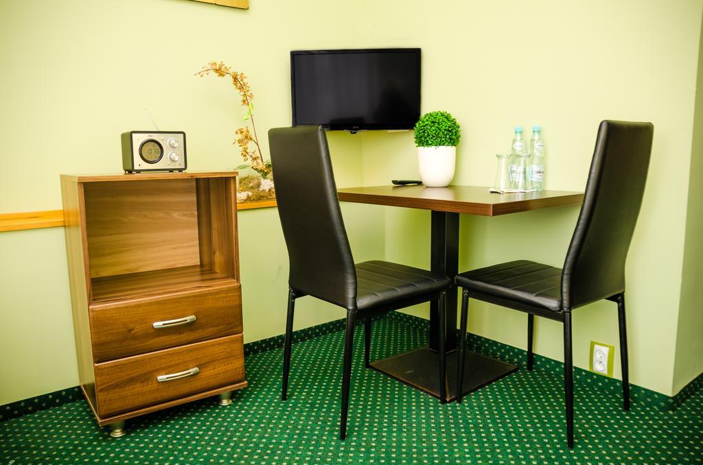 Doby Hotelowe Zgorzelec Habitación foto